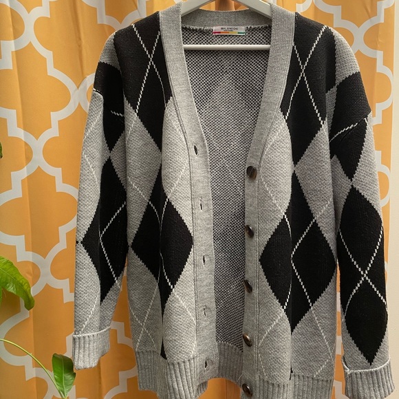 Korean oversized cardigan - Picture 1 of 3